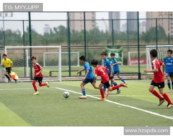 新兴足球球星崛起引领绿茵赛场未来发展新篇章